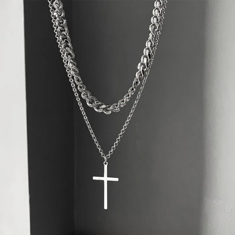 LAYERED NECK CHAIN WITH CLASSIC CROSS